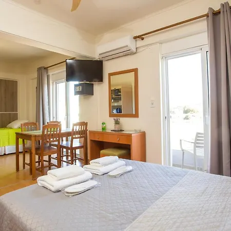 Otel Rea *
