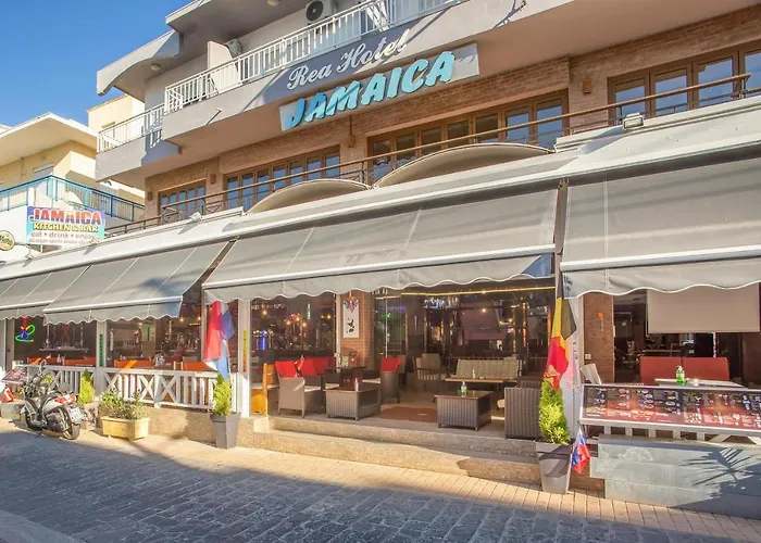 里亚酒店 法里拉基