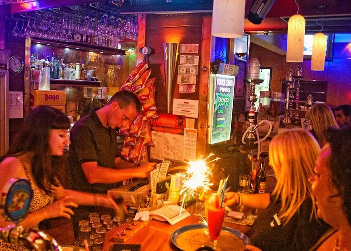 里亚酒店 法里拉基